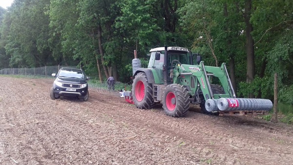 sistemi di recinzione costruzione di allevamenti di cervi servizio completo di recinzione di grandi aree Polonia